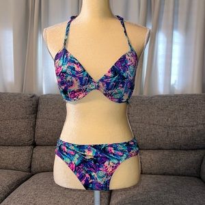 Pink Victoria’s Secret Bikini Top Large Bottoms Medium